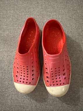 Native Red Slip-On Mules with Cream Toe Cap